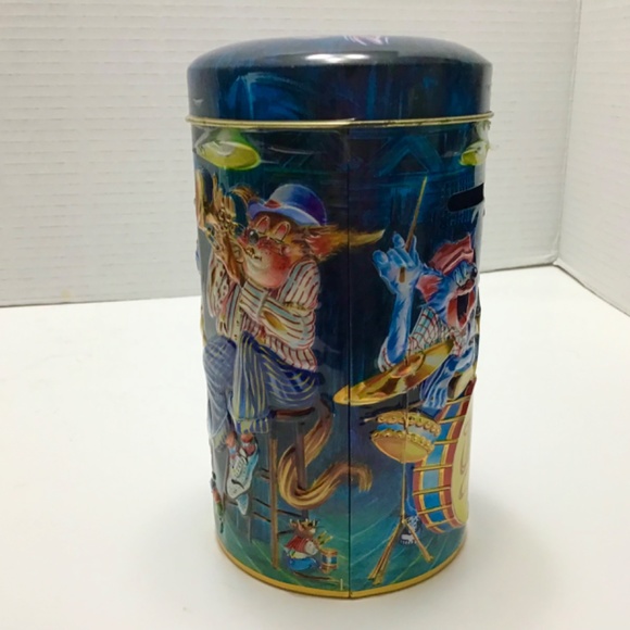 VINTAGE CHURCHILL JAZZ CATS CARTOON BAND MUSIC ENGLISH TOFFEE TIN MONEY BOX - Picture 5 of 7